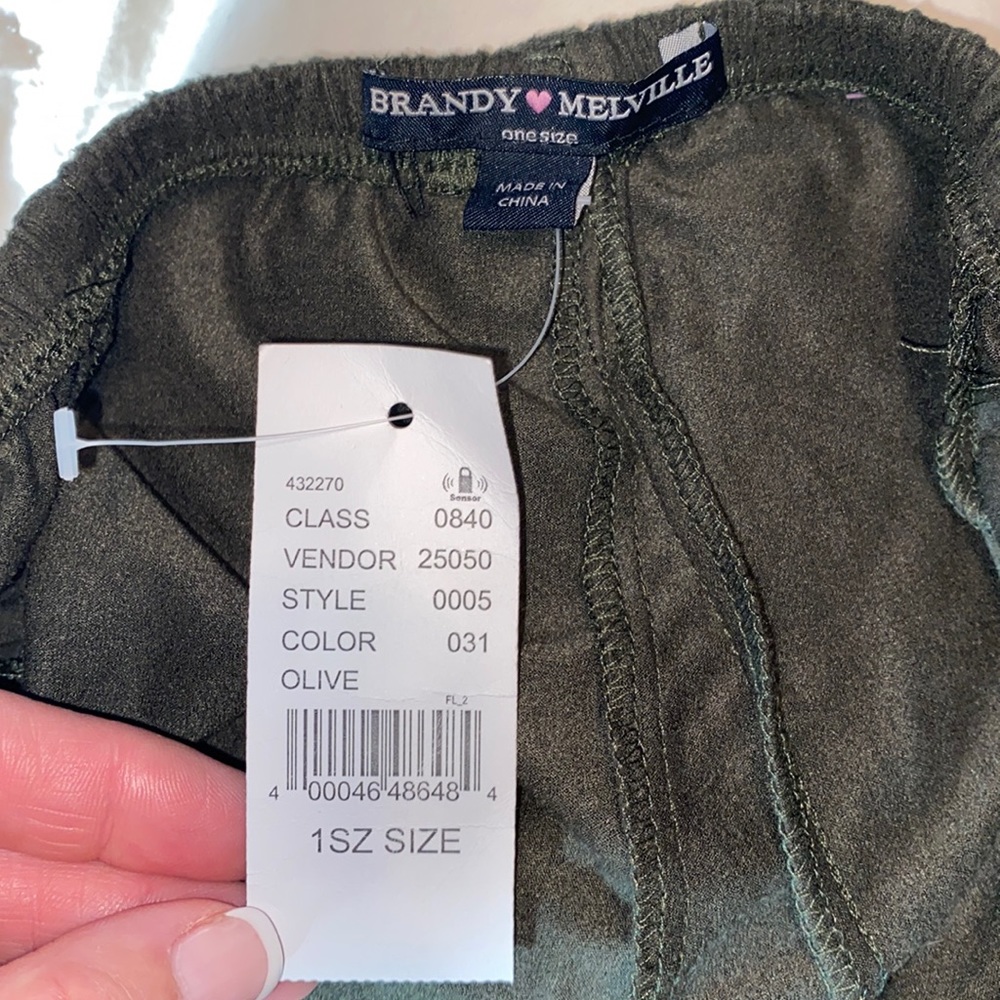 Brandy Melville olive suede feel skirt one size - Picture 3 of 4